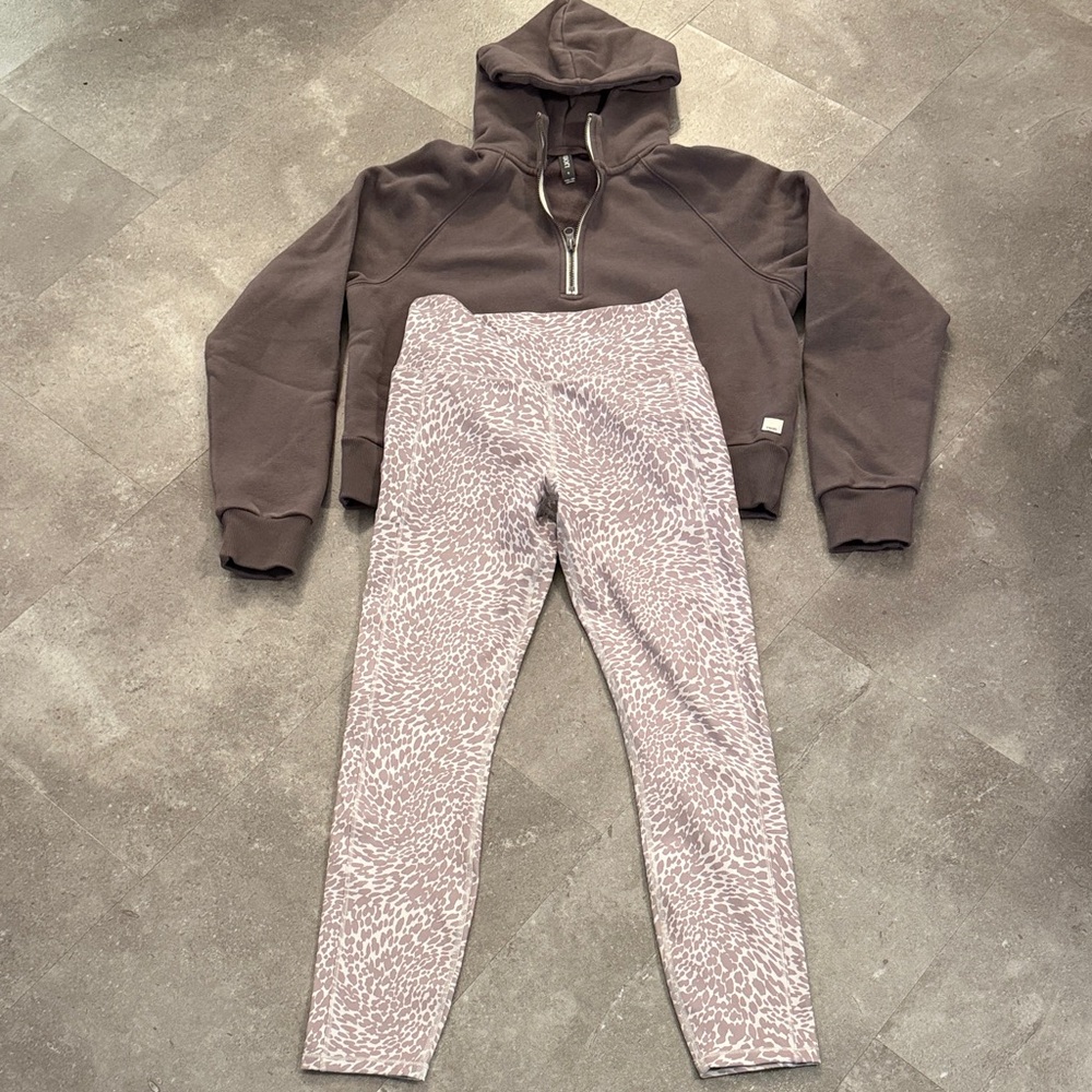 Vuori Women’s Cropped Half-Zip Hoodie with Printed Leggings-Brown/Mauve Sz Small - Picture 5 of 8